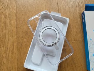 Cover per iPhone 16 con stand MagSafe (nuova)