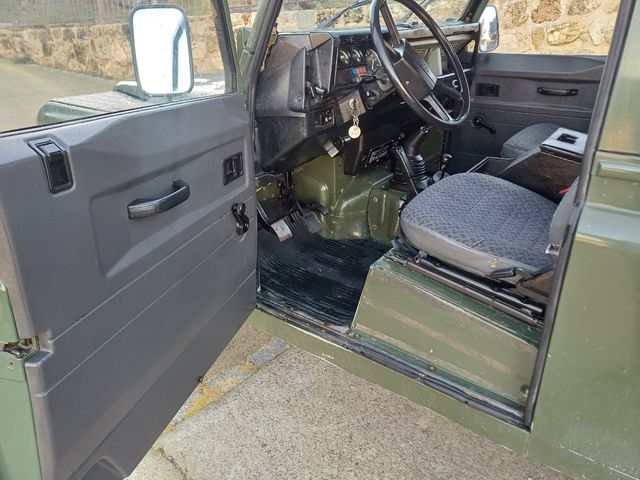 Land rover defender 200tdi 