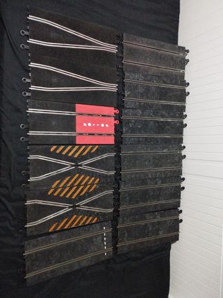 Lote variado productos de Scalextric