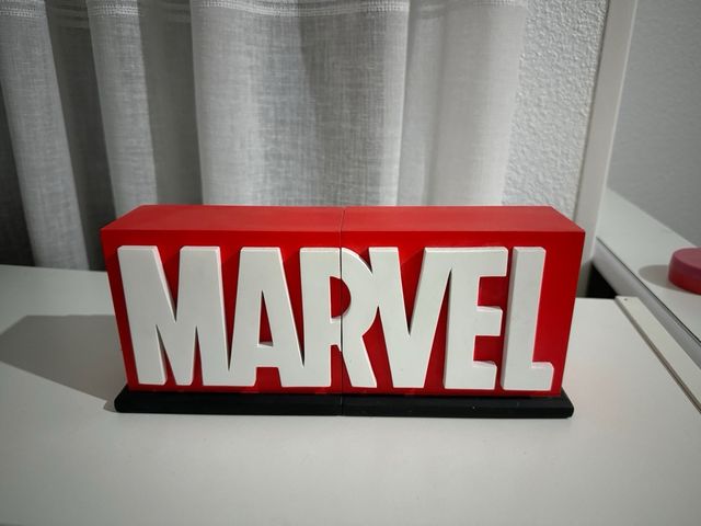 Sujetalibros Marvel
