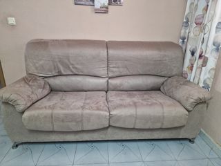 Sofas de tres y dos plazas