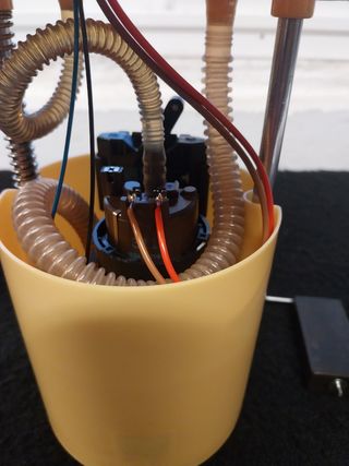 Bomba de baja combustible Opel Corsa D