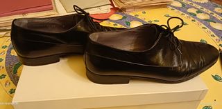 Scarpa da cerimonia nera con lacci