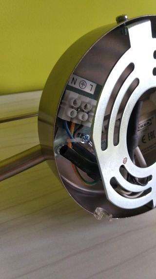 Lámpara 3 focos led IKEA (mod. Leding) NUEVA