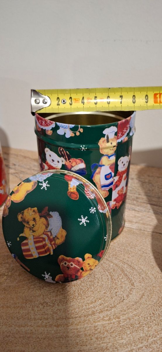 Botes-cajas metálicas