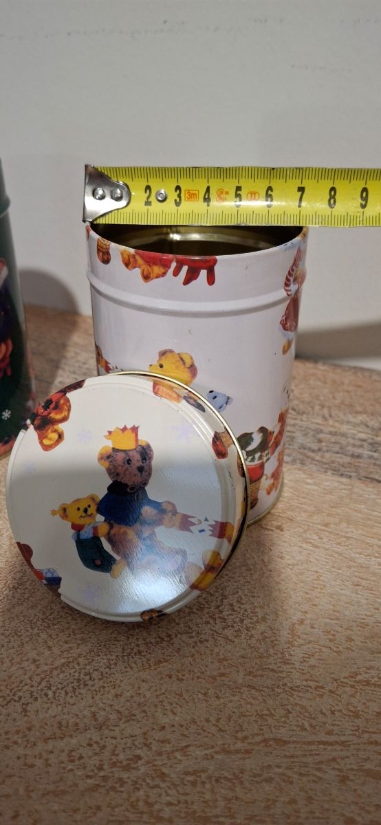 Botes-cajas metálicas