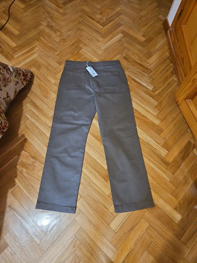 A estrenar pantalón