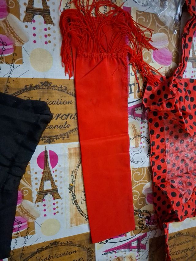 Traje gitano talla 2-4.