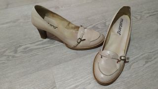 Zapatos tacón Mustang beige