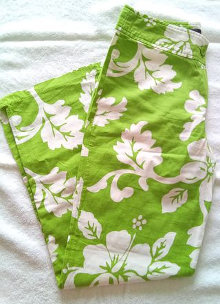 Pantalón estampado de niña.