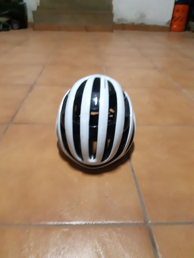 Casco ABUS AIRBREAKER