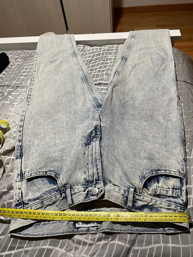 Pantaloni jeans Pull and Bear Mom