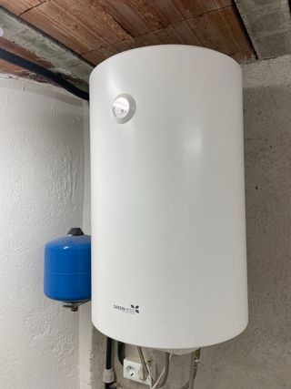 Termo de agua 75L electricobotella anti inflazon