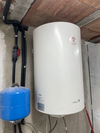 Termo de agua 75L electricobotella anti inflazon