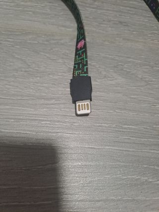 Cable de carga de iPhone con cuerda