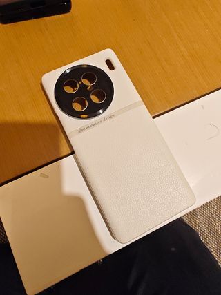 Custodia per Vivo x 90 pro