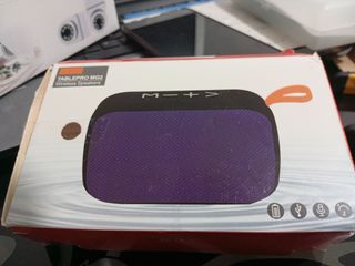 Altavoz potente con bluetooth.