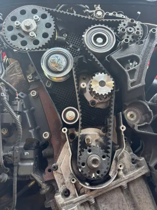 Mecánico y Electricista de Automóviles