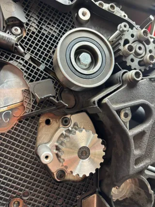 Mecánico y Electricista de Automóviles