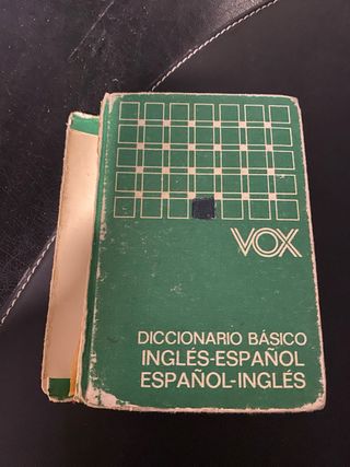 Diccionarios (1€ cada uno hasta 30 nov 2025)