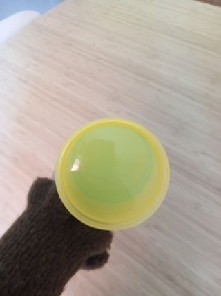 botella dosificadora de leche y cereales