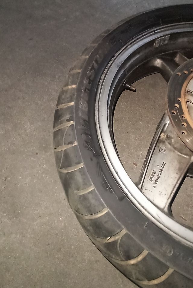 Rueda trasera ZZR600