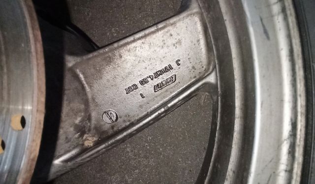 Rueda trasera ZZR600