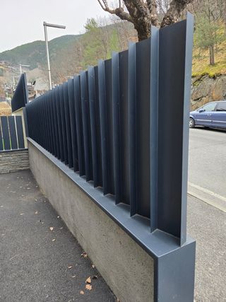 Cerramientos valla y puertas garaje