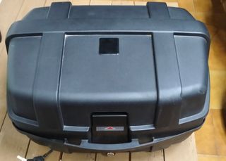 BAÚL TOPCASE MOTO 47 LITROS 2 CASCOS