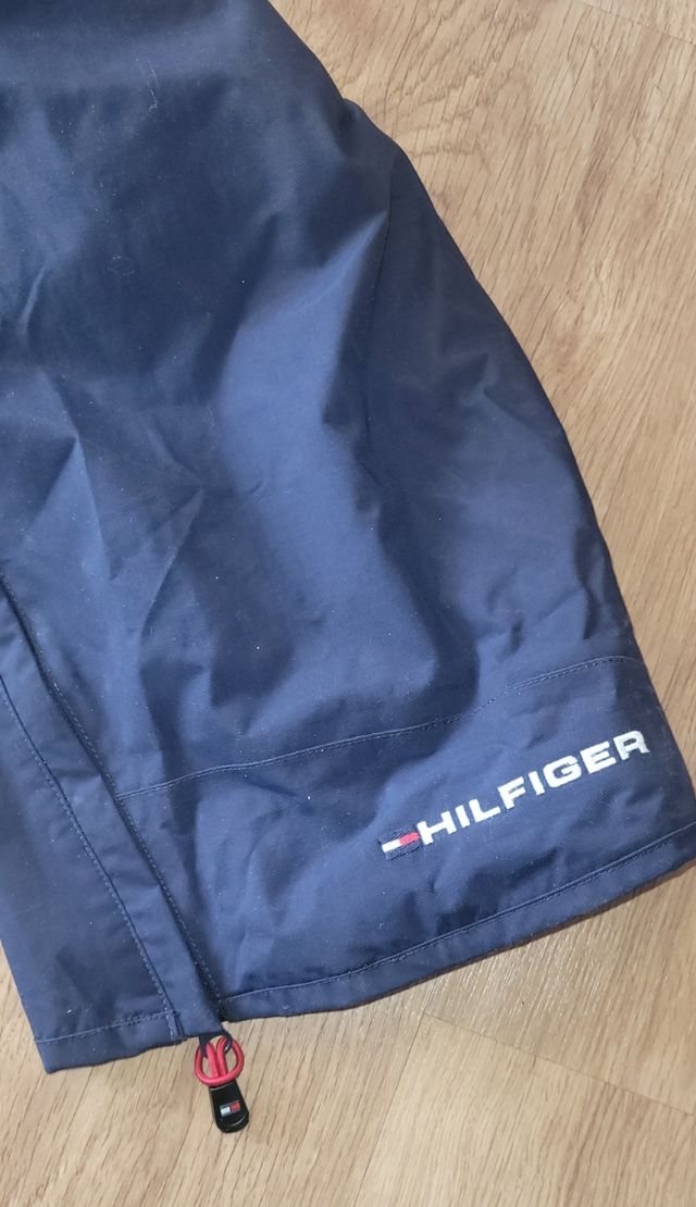 Pantalón con tirantes nieve,talla L Tommy hilfinge