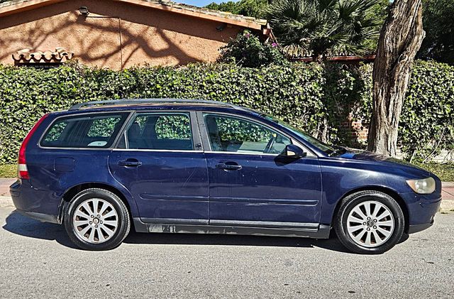 Volvo V50 2004 2.4 Momentum 140 CV