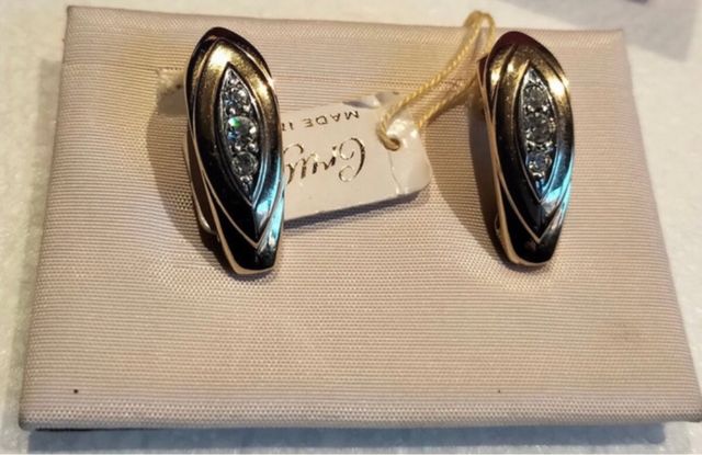 Pendientes antiguos chapado en oro