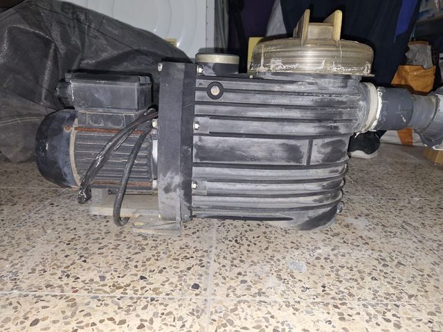 Bomba recirculacion piscina y jacuzzi