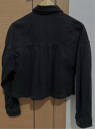 Chaqueta negra Bershka