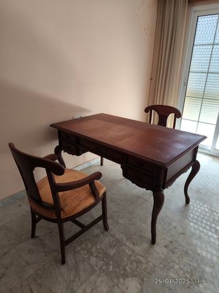 MESA DESPACHO CON SILLON Y 2 SILLAS