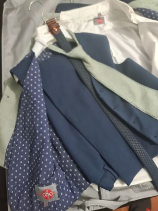 Traje único de comunión de niño 