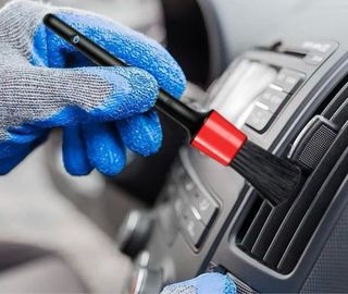SERVICIO DE LIMPIEZA PARA VEHICULOS 