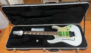 Ibanez chitarra elettrica custodia rigida