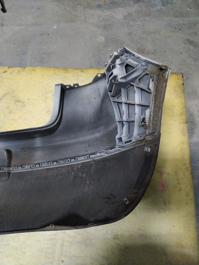 Paragolpes trasero Golf V