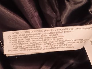 Chaqueta tipo Parka gris capucha