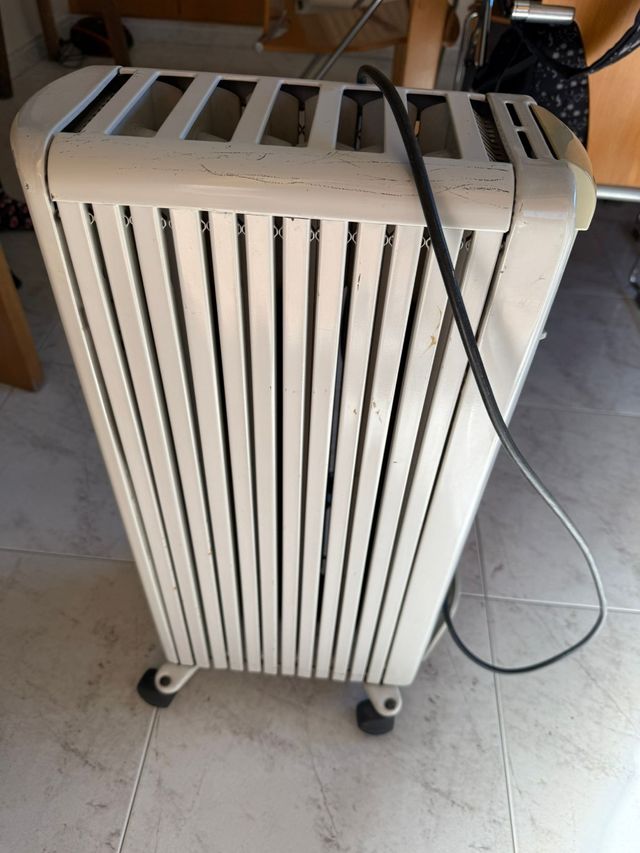 Radiador de aceite DeLonghi