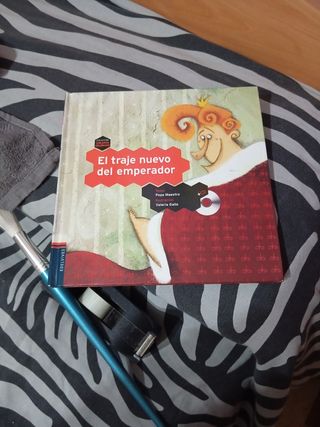 El traje nuevo del Emperador (Colorin Colorado/ That is the End of the Story) (Spanish Edition)