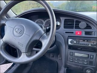 Hyundai Elantra 2002