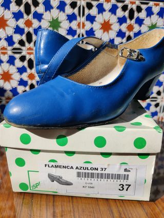 Tacones de flamenca color azul pavo