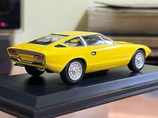 Maserati Khamsin 1:43 Nuova