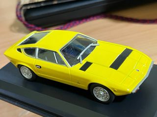 Maserati Khamsin 1:43 Nuova