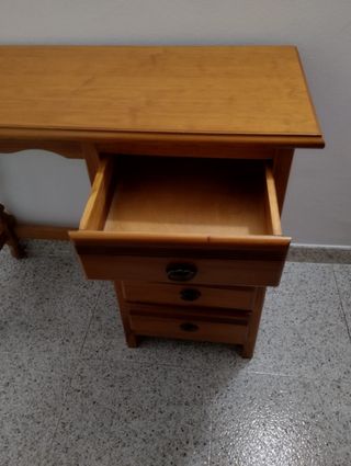 Escritorio provenzal