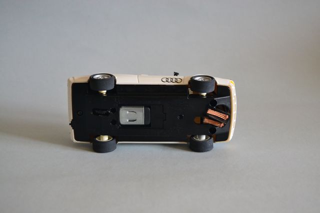 Audi Quattro Team Slot en caja