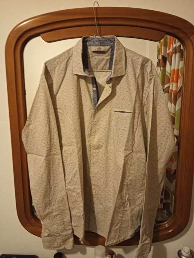 Camicie varie marche.