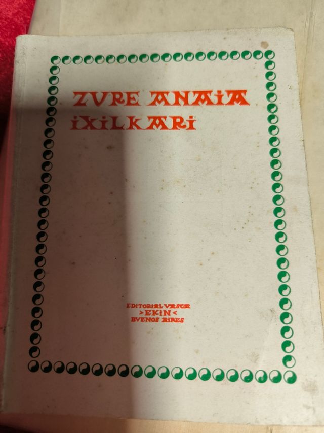 Lote libros temática Vasca